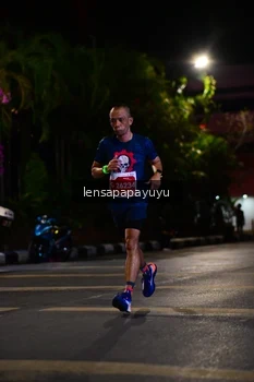 Runner Photo 1165110