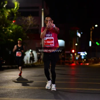 Runner Photo 1167005