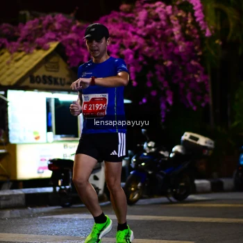 Runner Photo 1167072