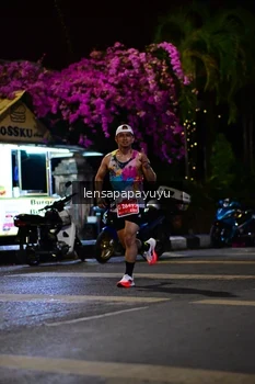 Runner Photo 1167472