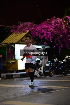 Runner Photo 1167478