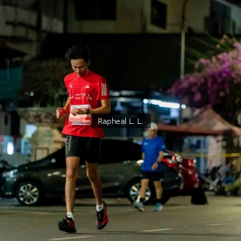Runner Photo 1170200