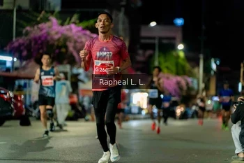 Runner Photo 1170311