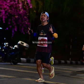 Runner Photo 1170941