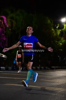 Runner Photo 1171722