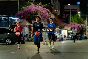 Runner Photo 1172085