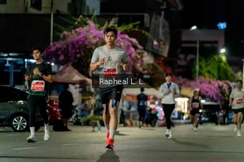 Runner Photo 1173241