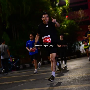 Runner Photo 1173244