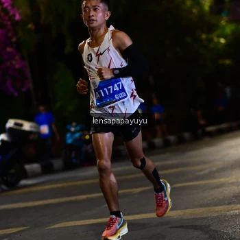 Runner Photo 1173939