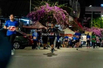 Runner Photo 1174198