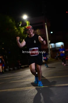 Runner Photo 1174699