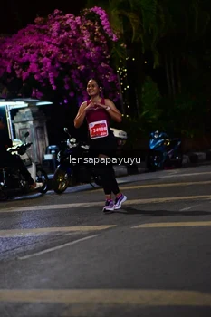 Runner Photo 1175389