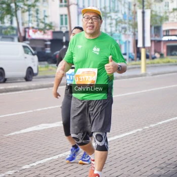 Runner Photo 1175537