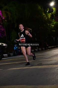 Runner Photo 1175559