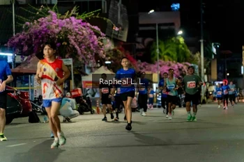 Runner Photo 1175615