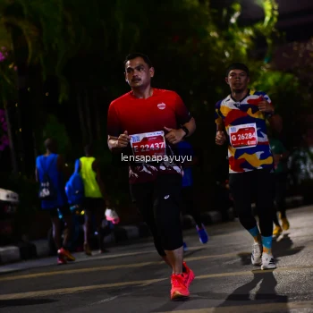 Runner Photo 1175788