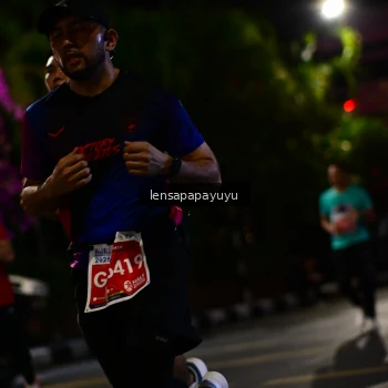 Runner Photo 1176115