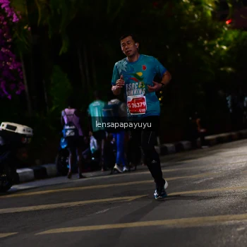 Runner Photo 1176186