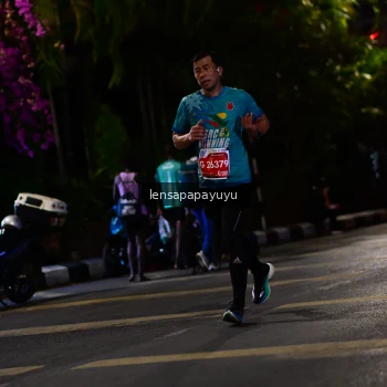 Runner Photo 1176193