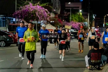 Runner Photo 1176717