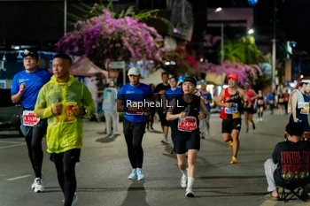 Runner Photo 1176731