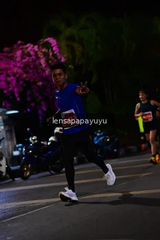 Runner Photo 1176738