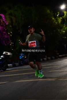 Runner Photo 1177813