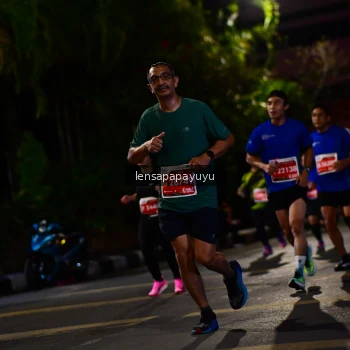 Runner Photo 1178027