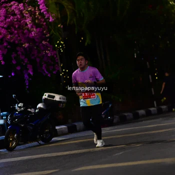 Runner Photo 1178153