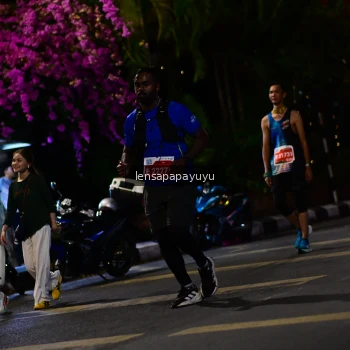 Runner Photo 1178313