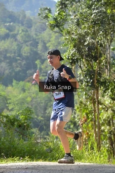 Runner Photo 1179077