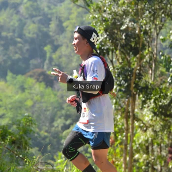 Runner Photo 1179543