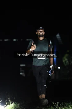 Runner Photo 1180024