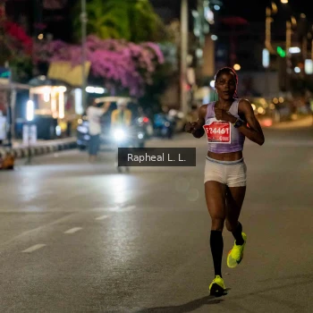Runner Photo 1180218