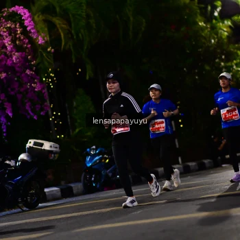 Runner Photo 1180283