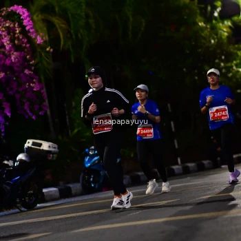 Runner Photo 1180300