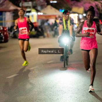 Runner Photo 1180430