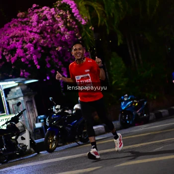 Runner Photo 1180619