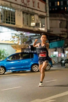 Runner Photo 1180716