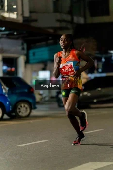 Runner Photo 1180810
