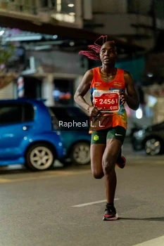 Runner Photo 1180815