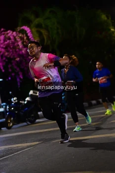Runner Photo 1180960