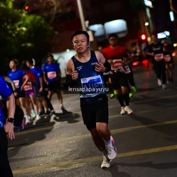 Runner Photo 1181462