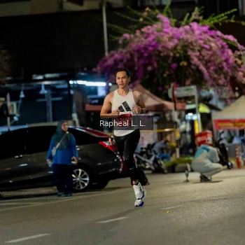 Runner Photo 1182192