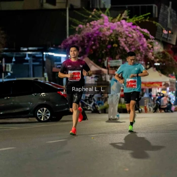 Runner Photo 1183344