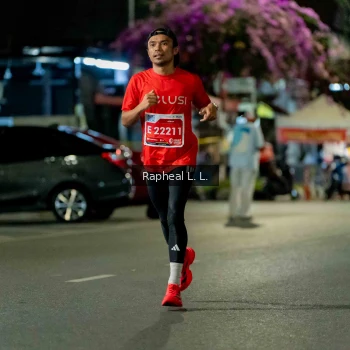 Runner Photo 1183501