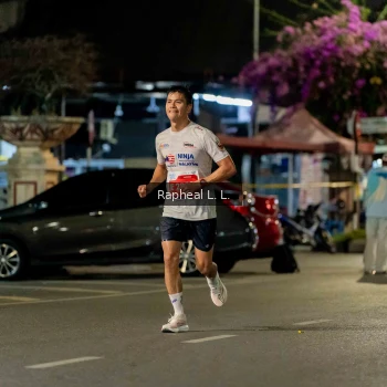 Runner Photo 1183513