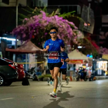 Runner Photo 1183900