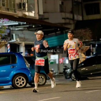 Runner Photo 1184111