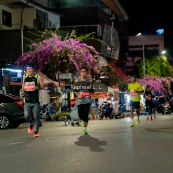 Runner Photo 1184116